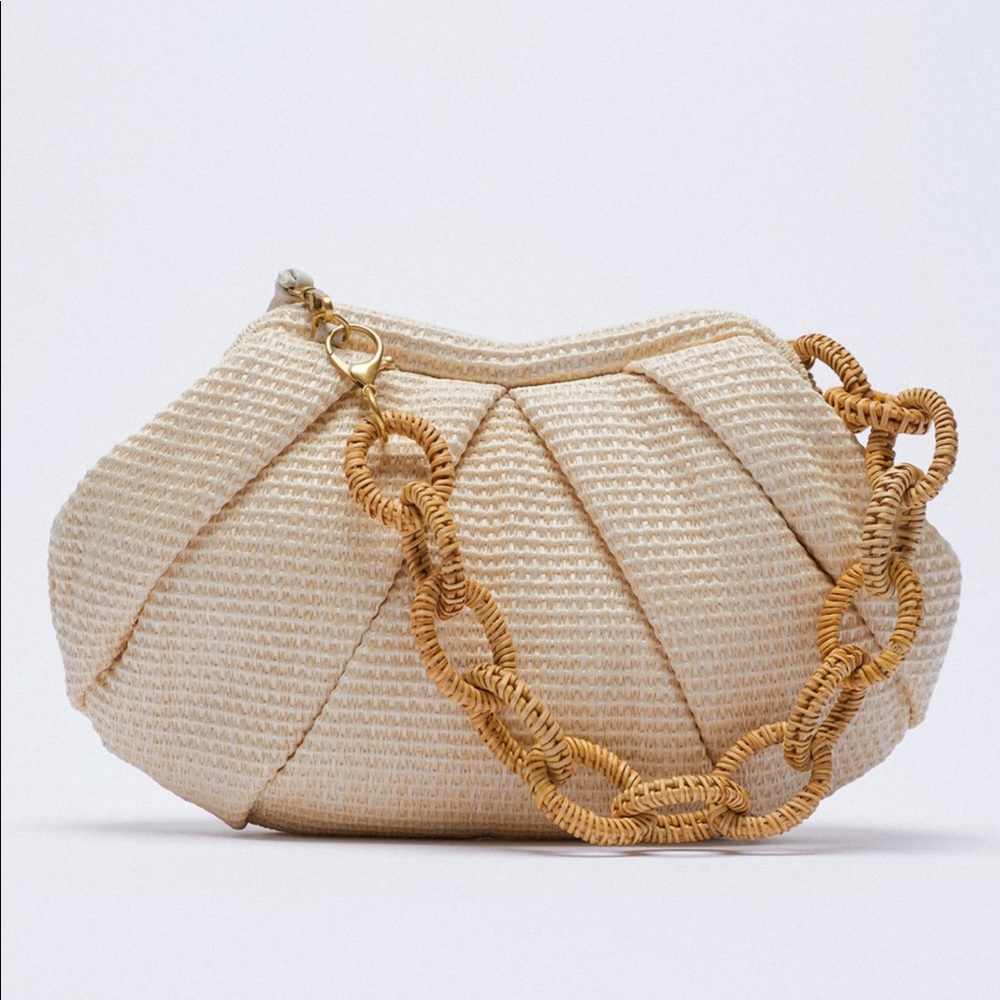 Zara raffia shoulder bag.